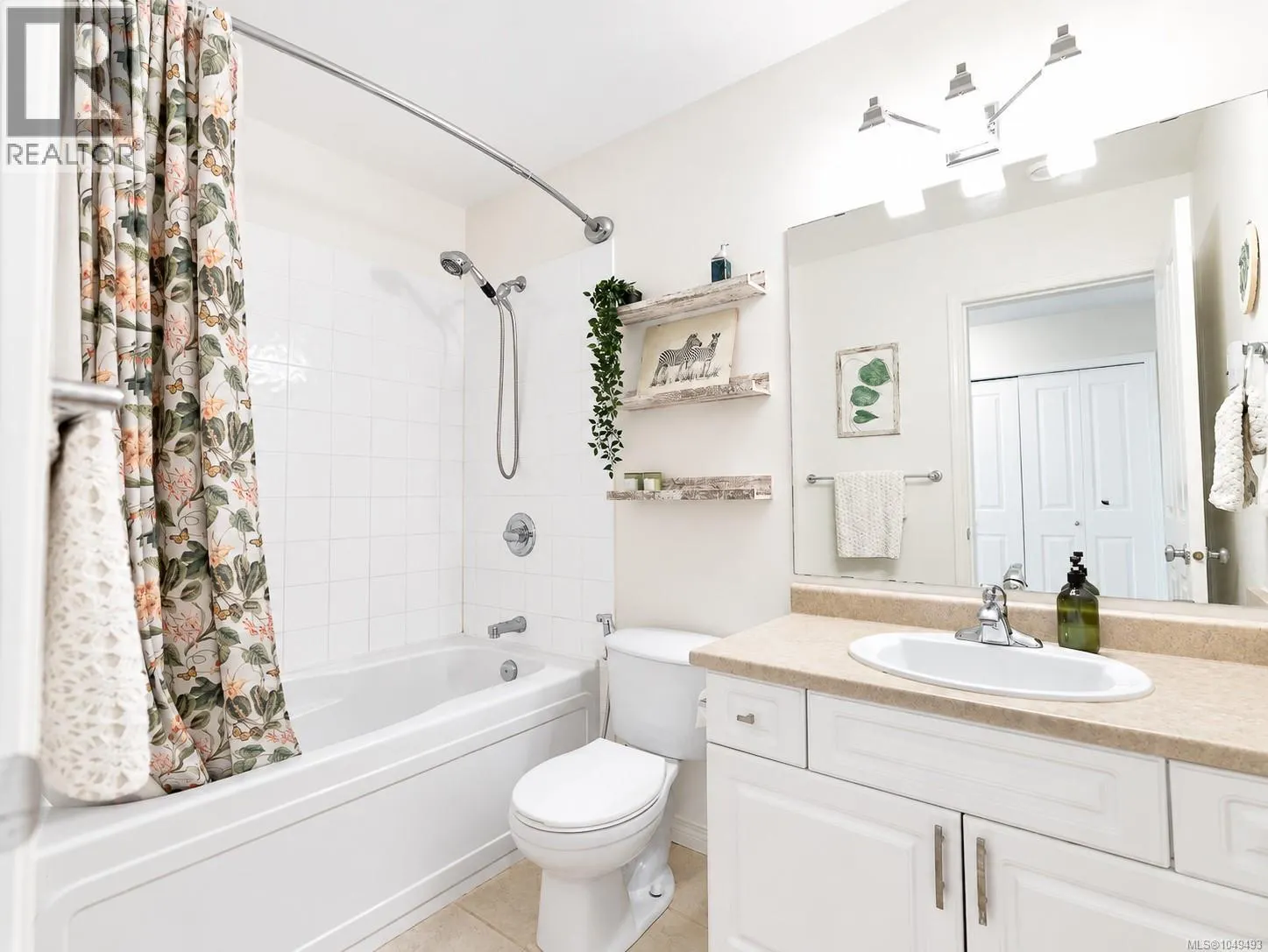23 Newstead Cres