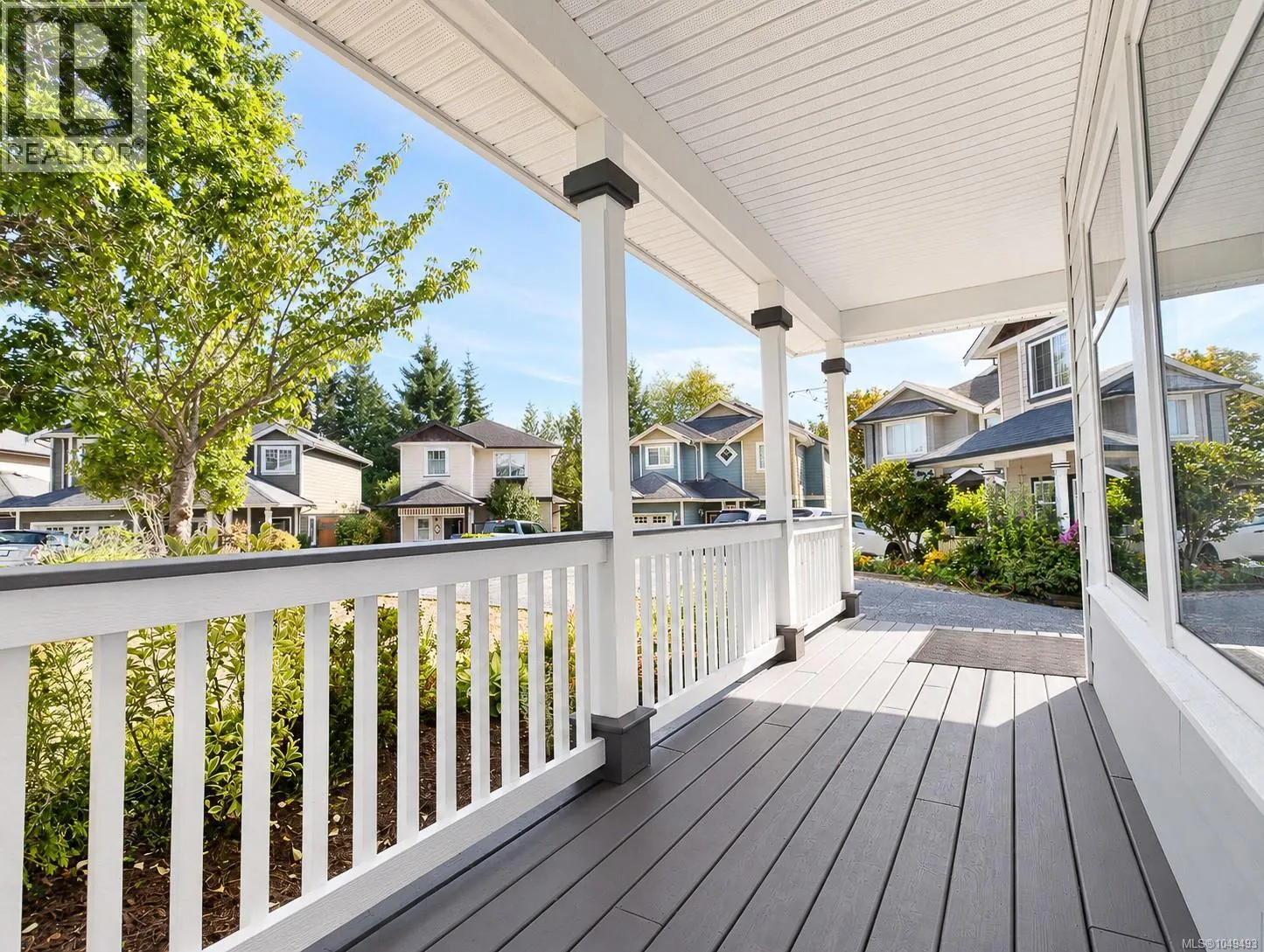 23 Newstead Cres
