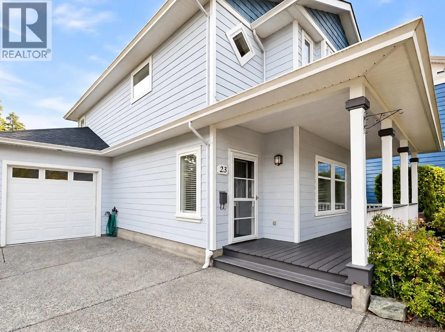 23 Newstead Cres