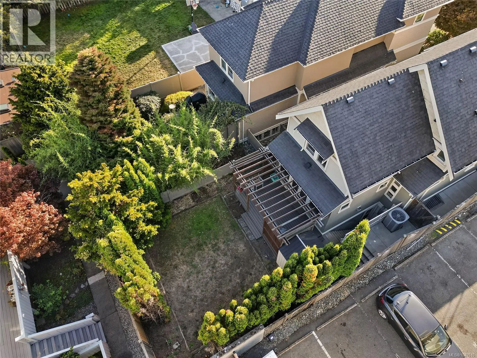 1059 Clare St