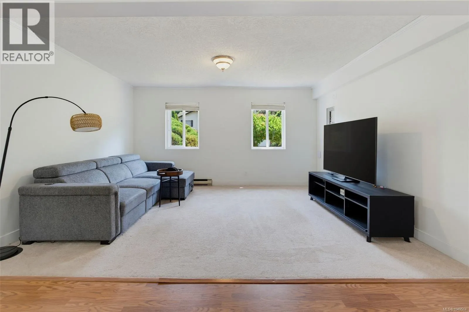 2962 Gladeson Lane