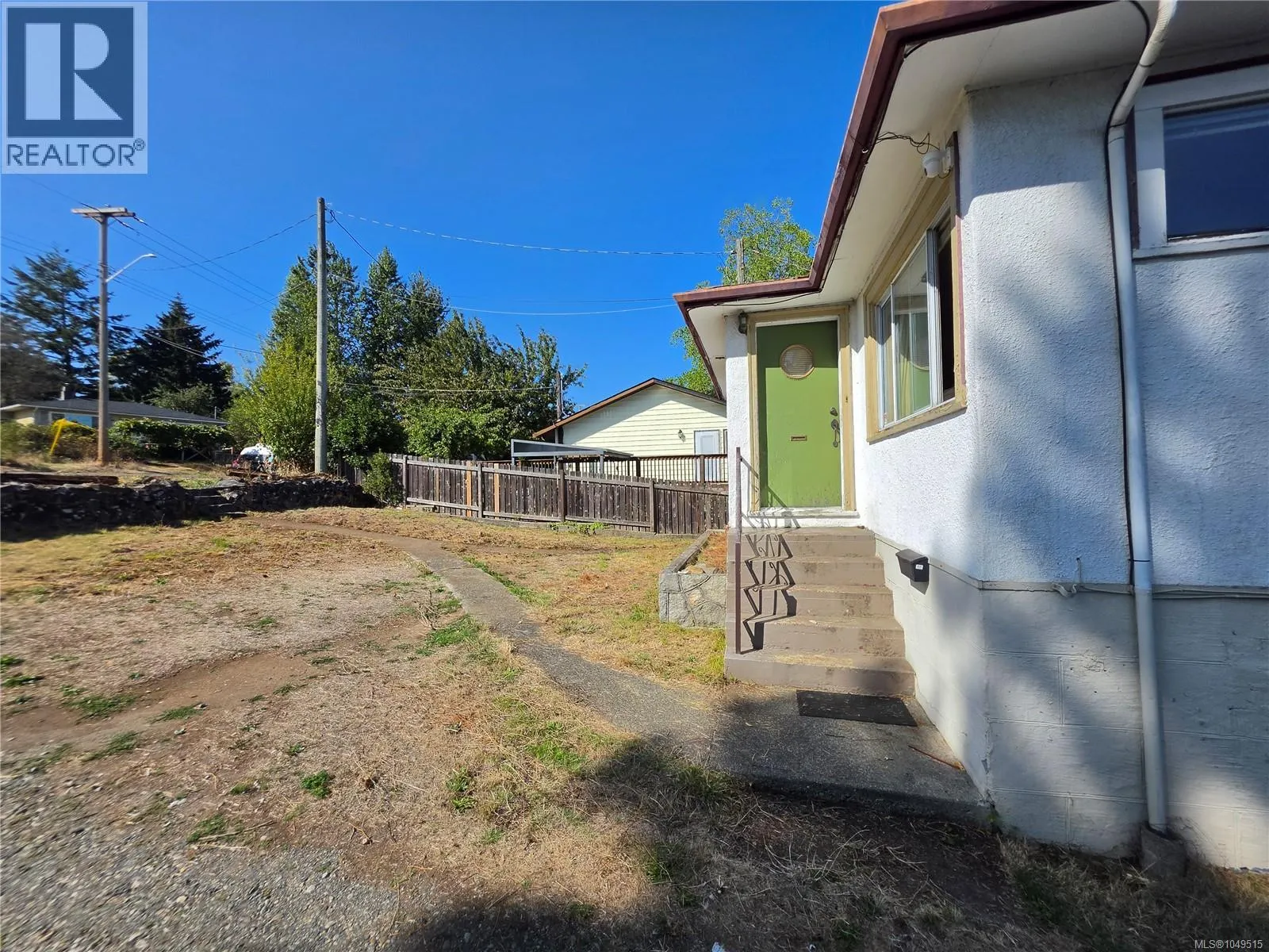 315 View St