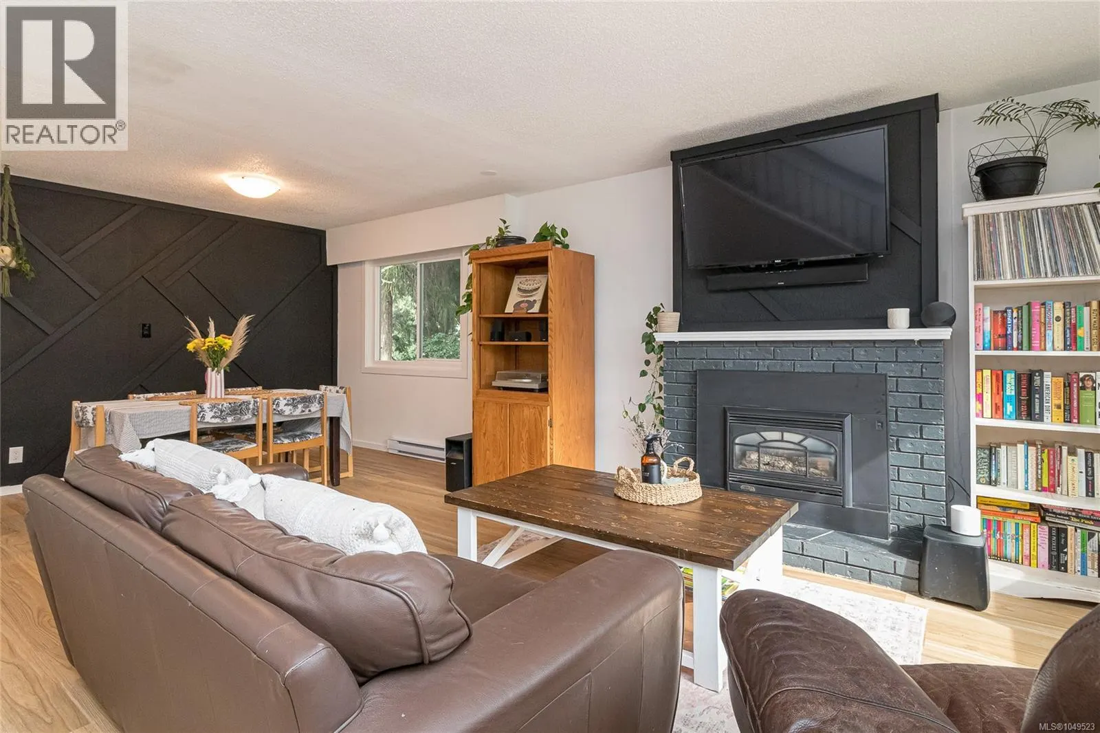 A 416 GAMBLE Pl