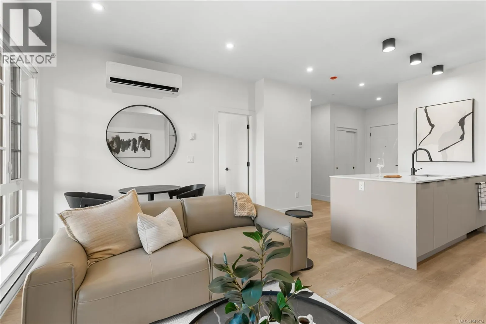 408 2341 Bear Mountain Pkwy