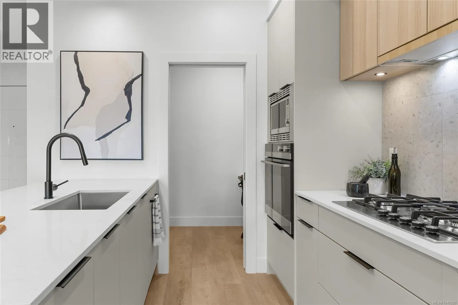 413 2341 Bear Mountain Pkwy