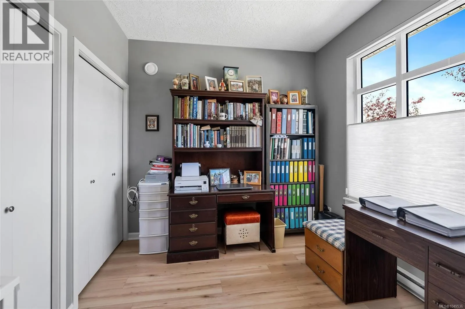 2410 Fern Way