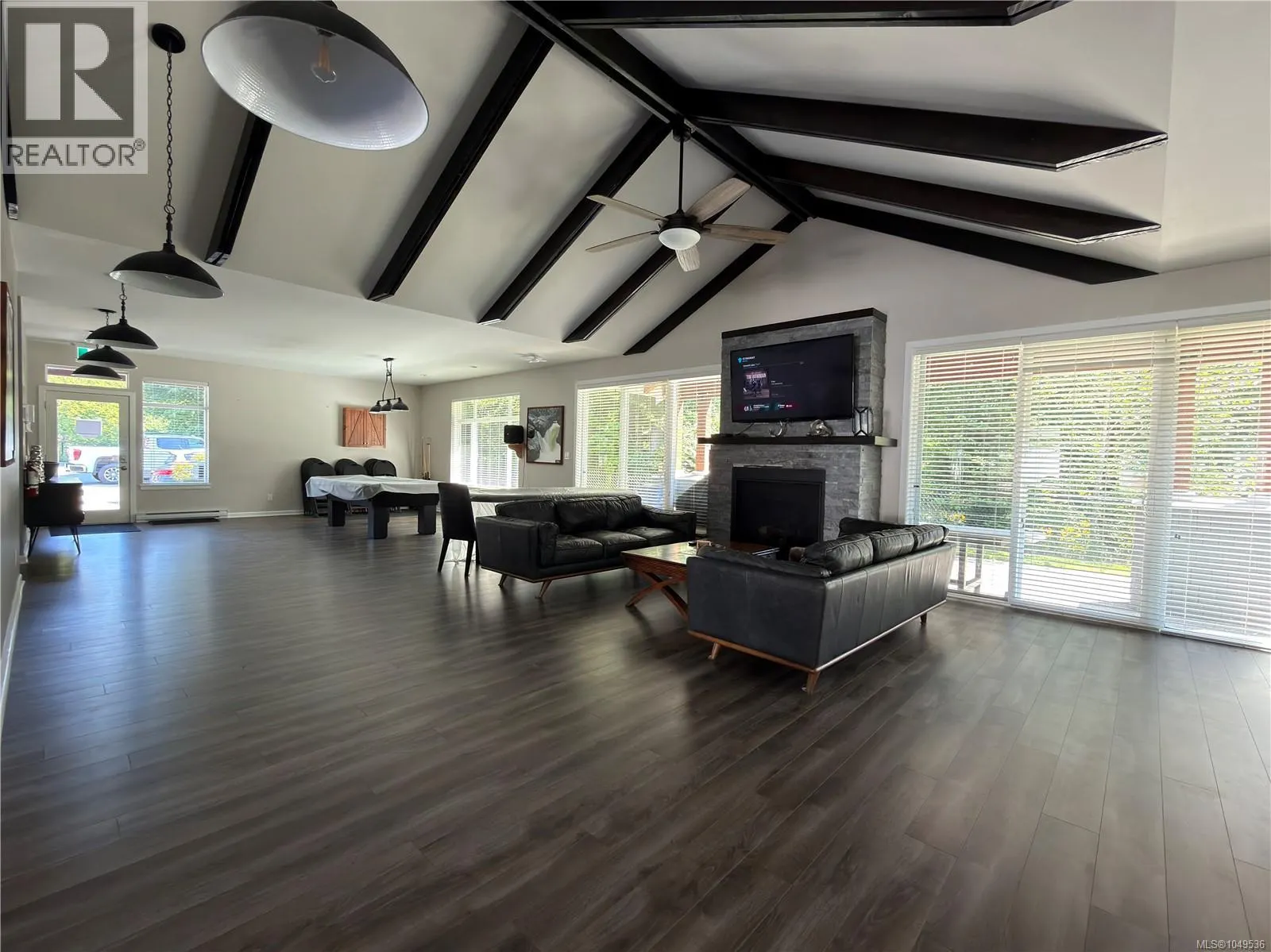 2410 Fern Way