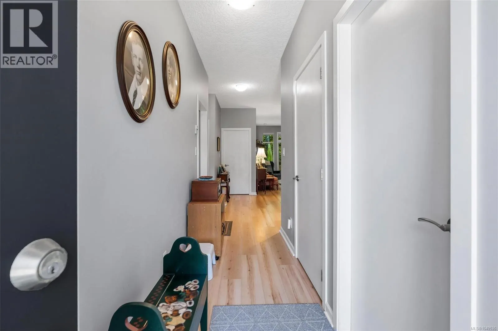 2410 Fern Way