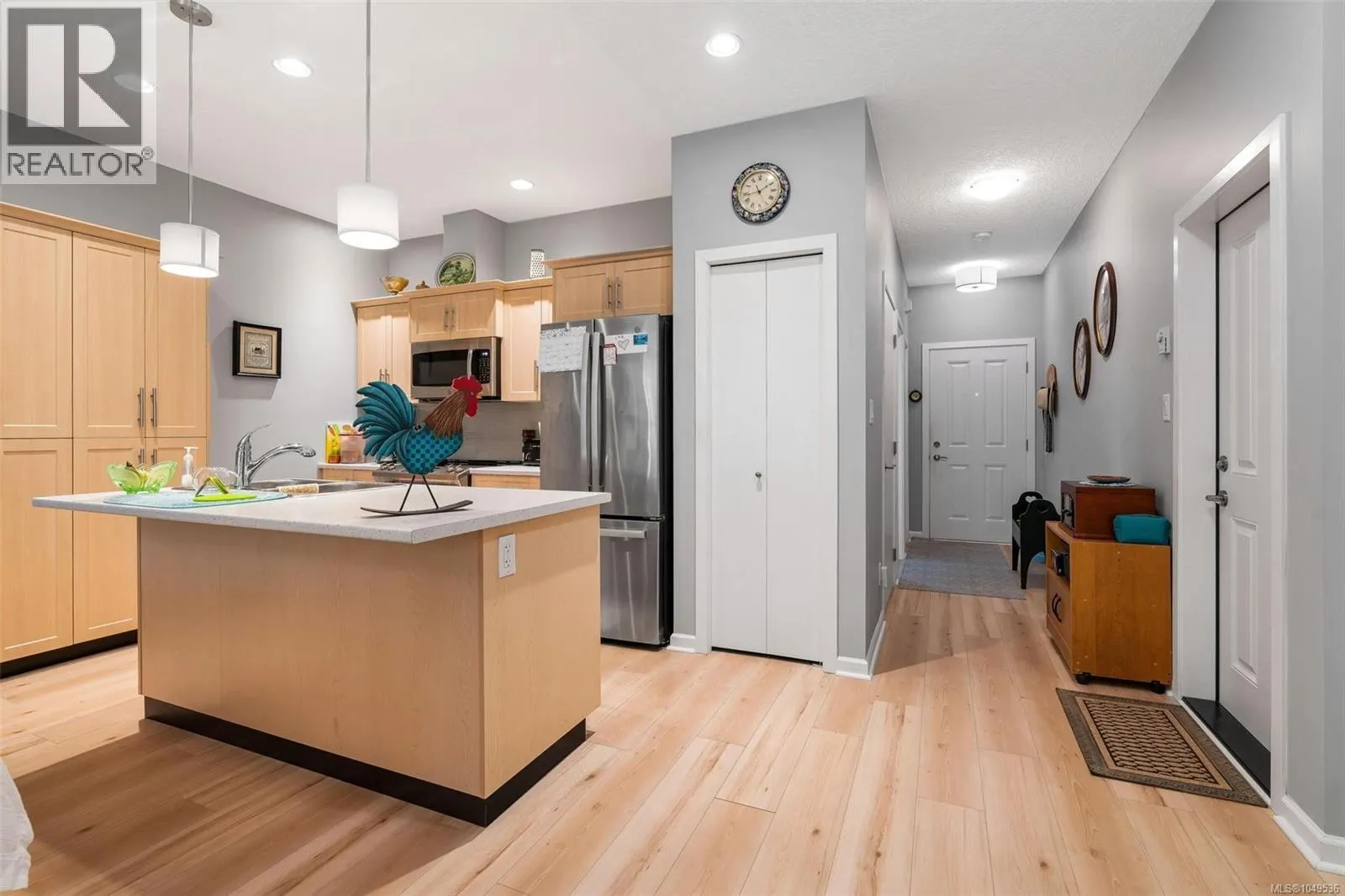 2410 Fern Way