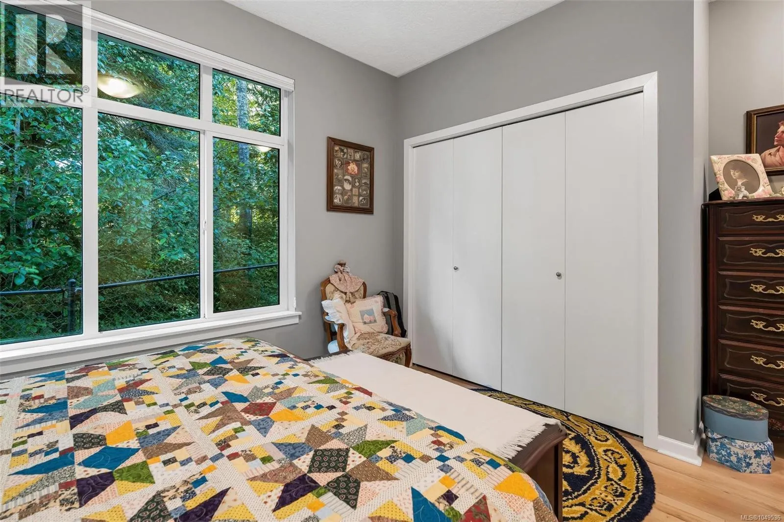 2410 Fern Way