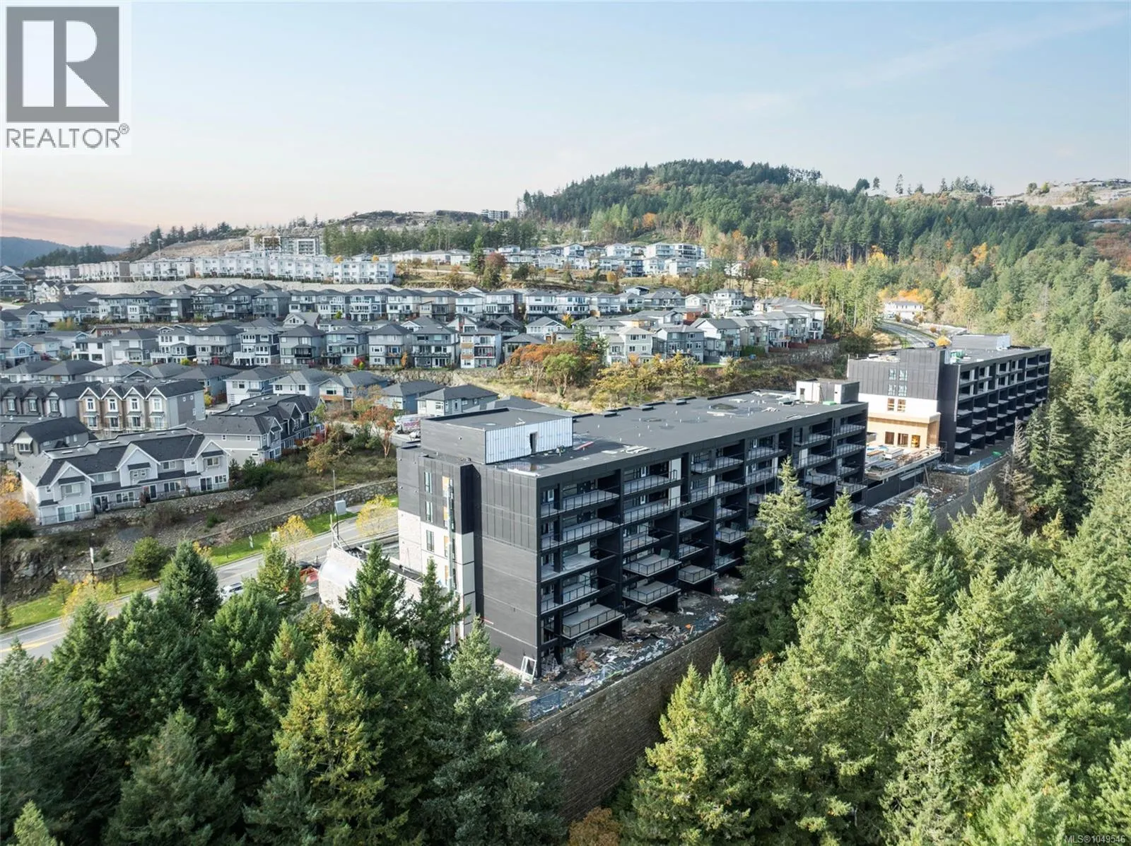605 2337 Bear Mountain Pkwy