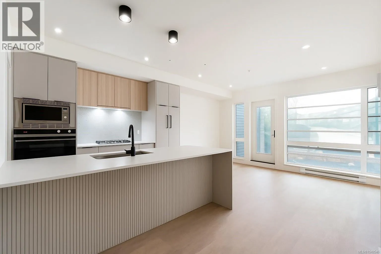 605 2337 Bear Mountain Pkwy