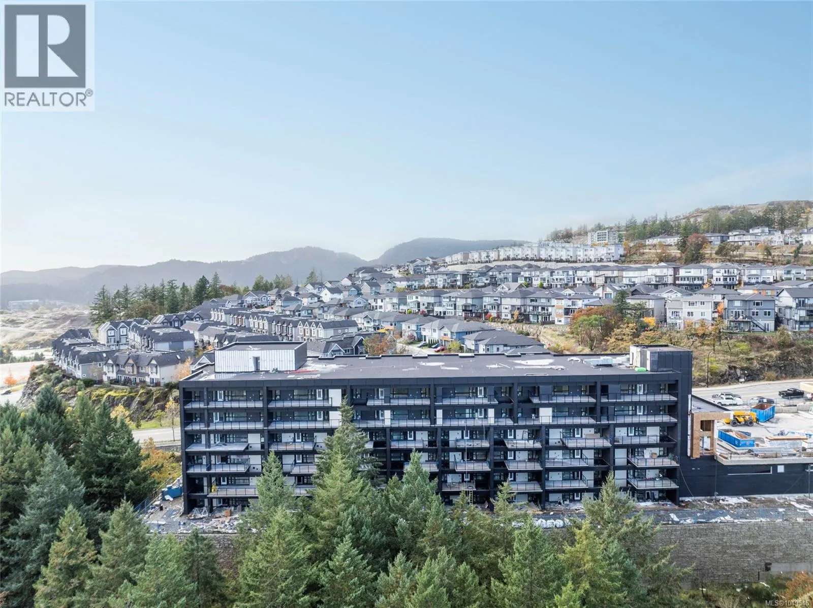 605 2337 Bear Mountain Pkwy