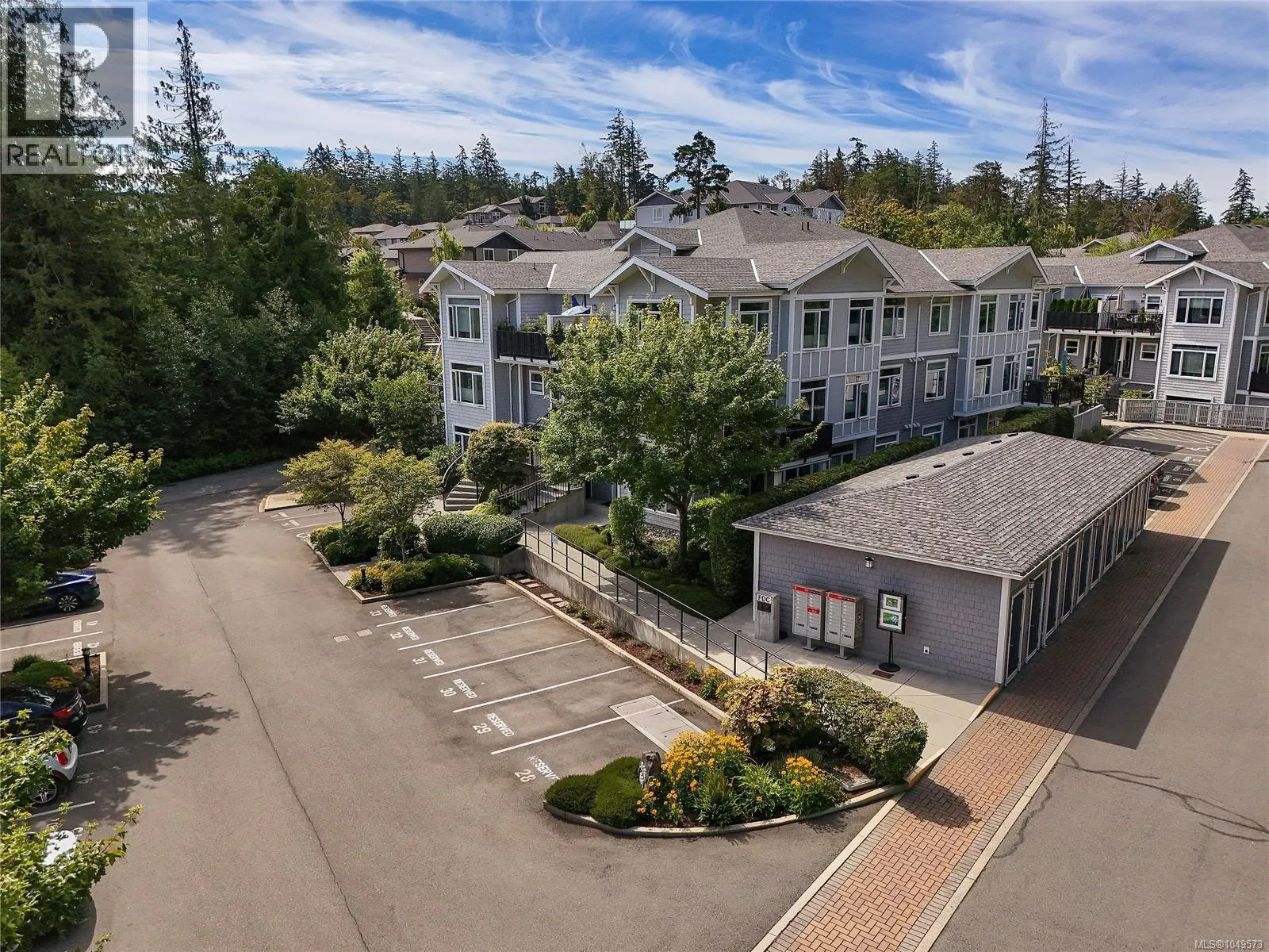 201 591 Latoria Rd