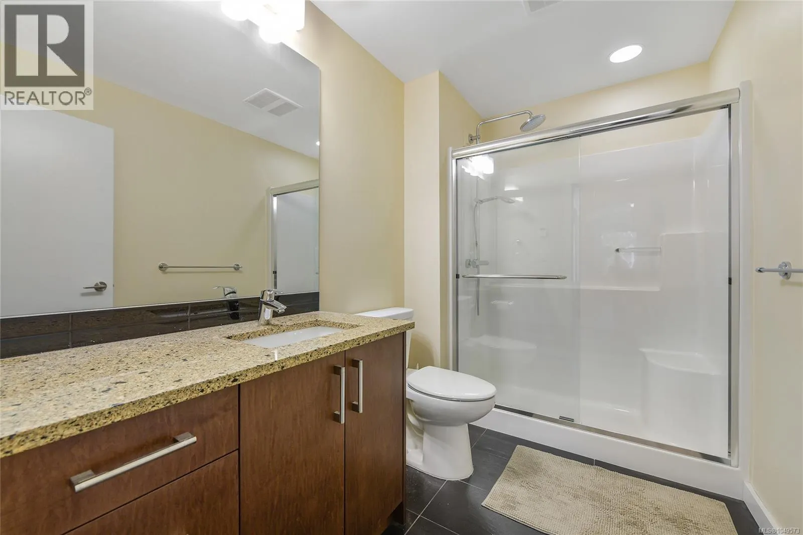 201 591 Latoria Rd