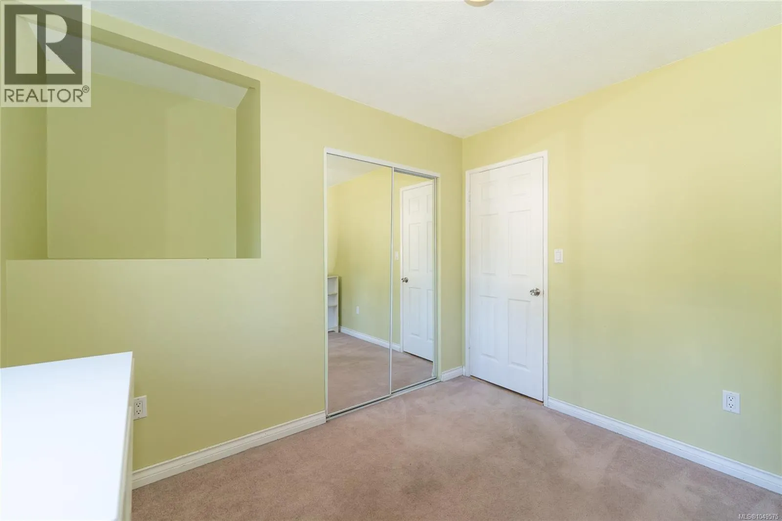 3057 Shoreview Dr