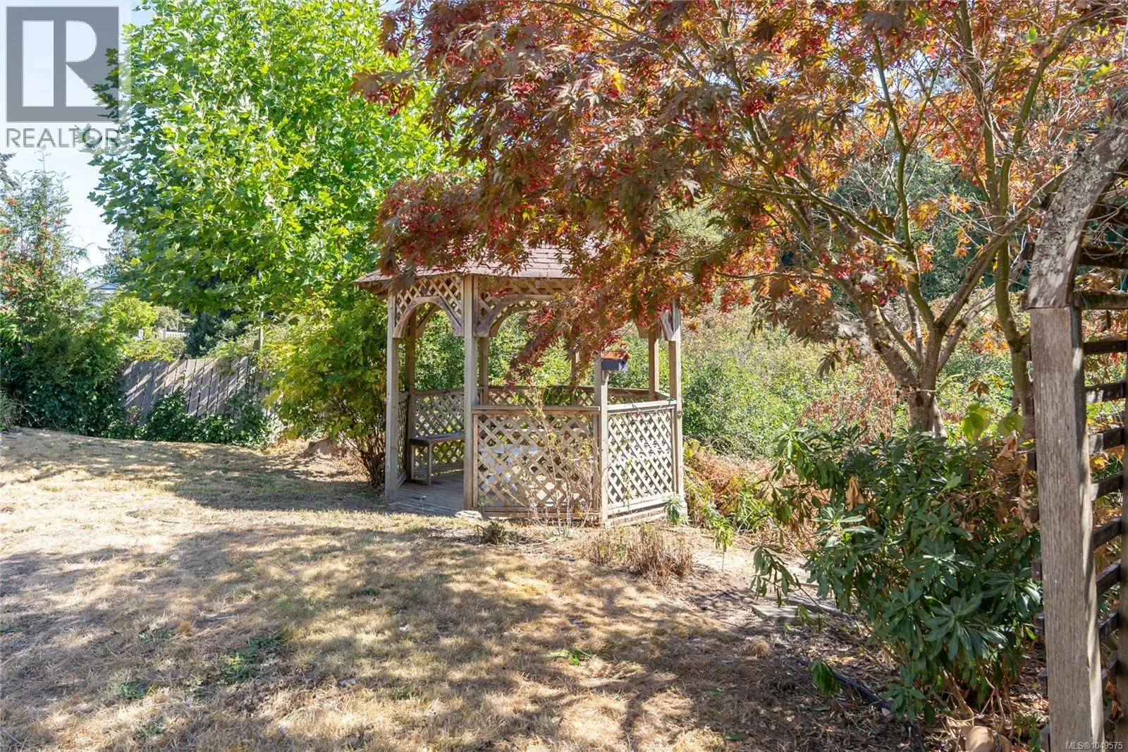 3057 Shoreview Dr