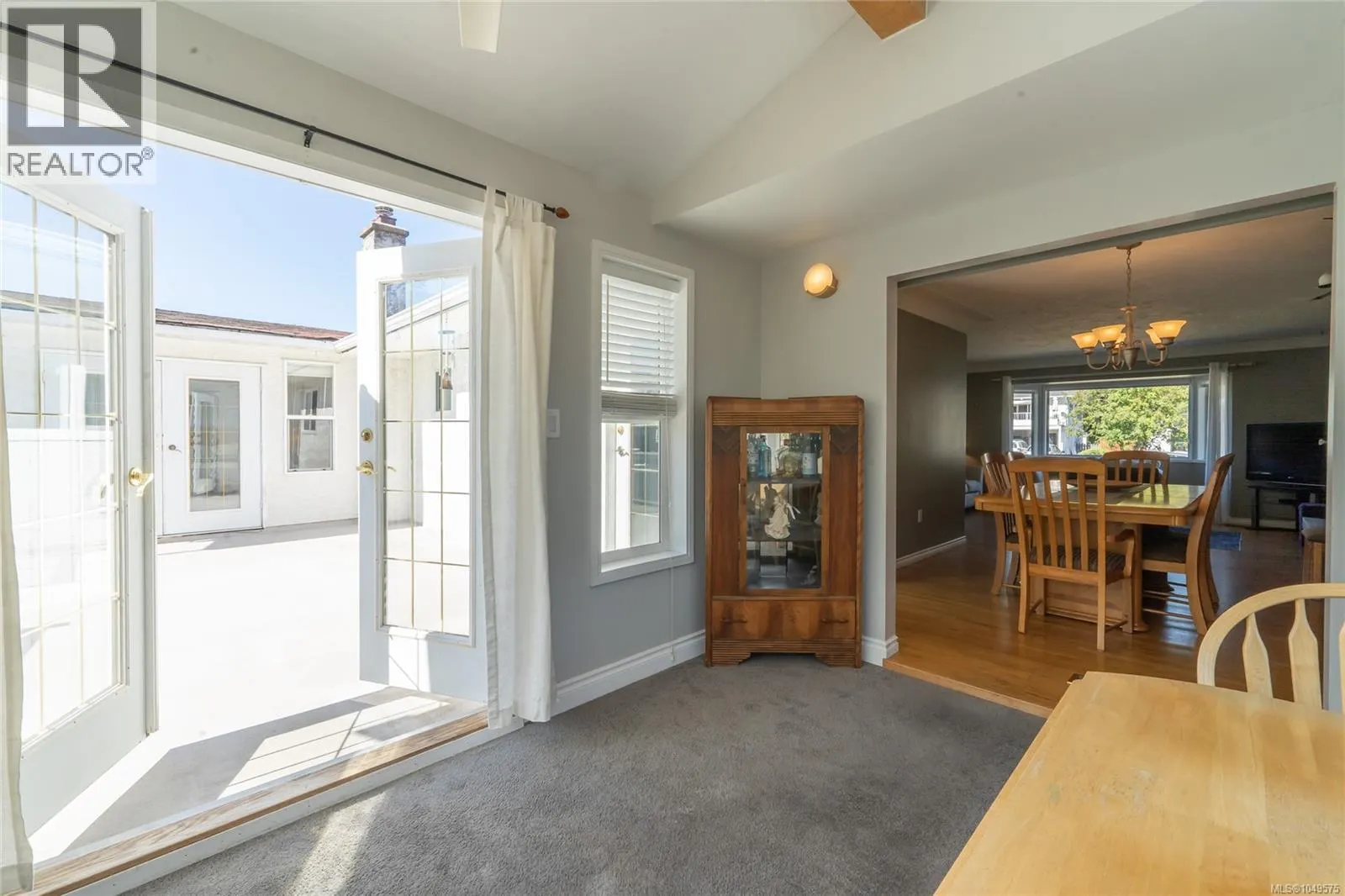 3057 Shoreview Dr