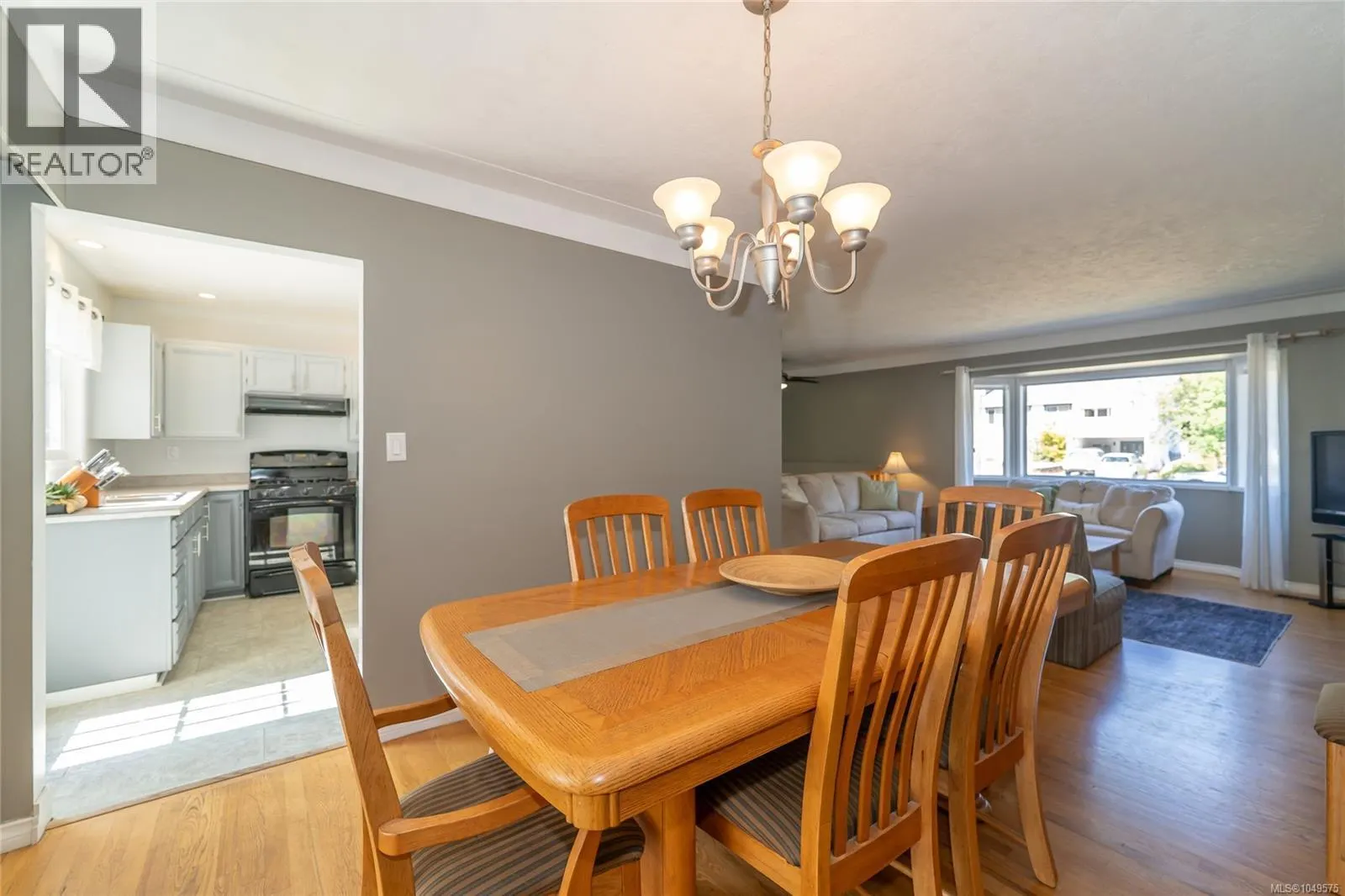 3057 Shoreview Dr