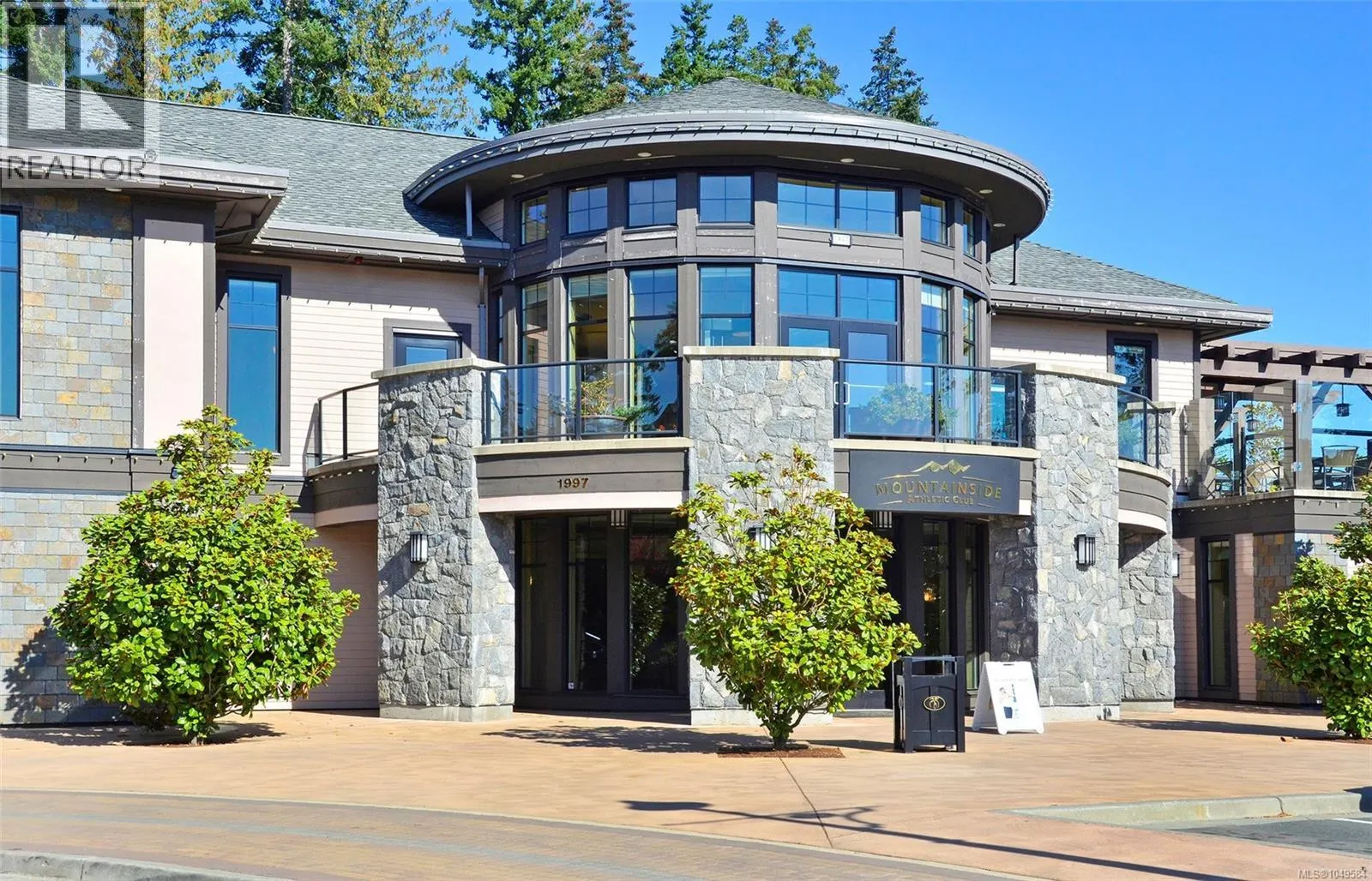 217 1325 Bear Mountain Pkwy