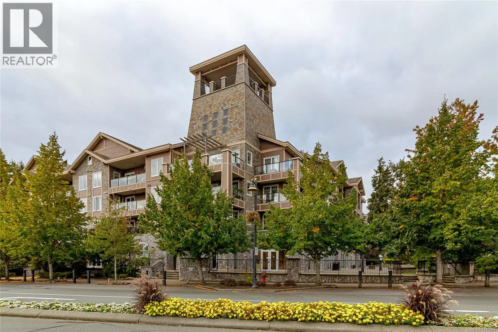 217 1325 Bear Mountain Pkwy