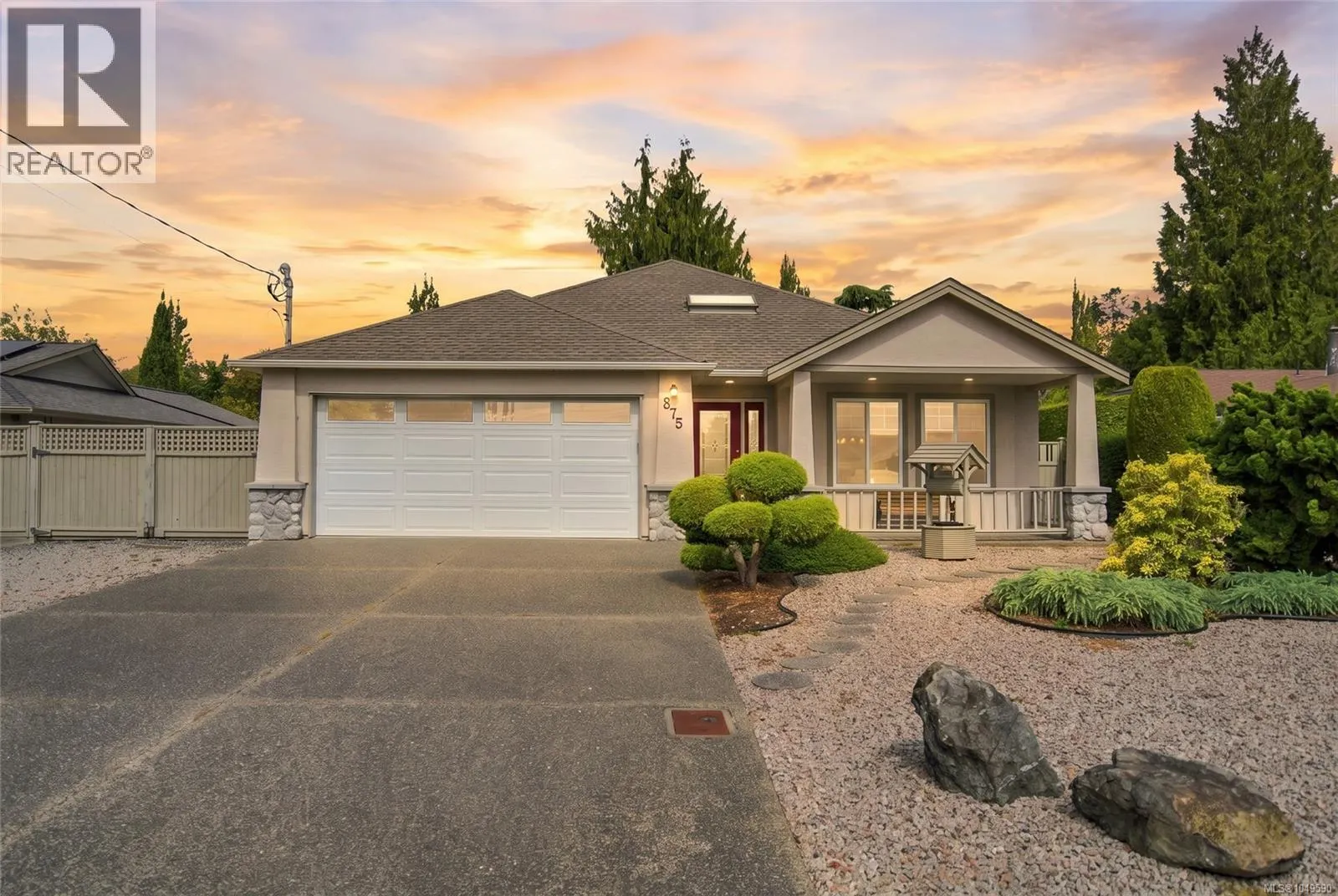 575 Panorama Pl