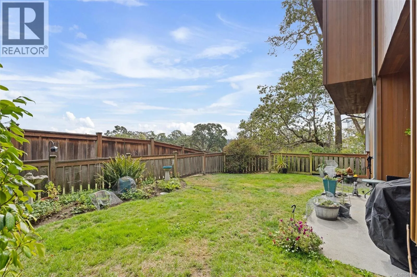 810 Rainbow Ridge Lane