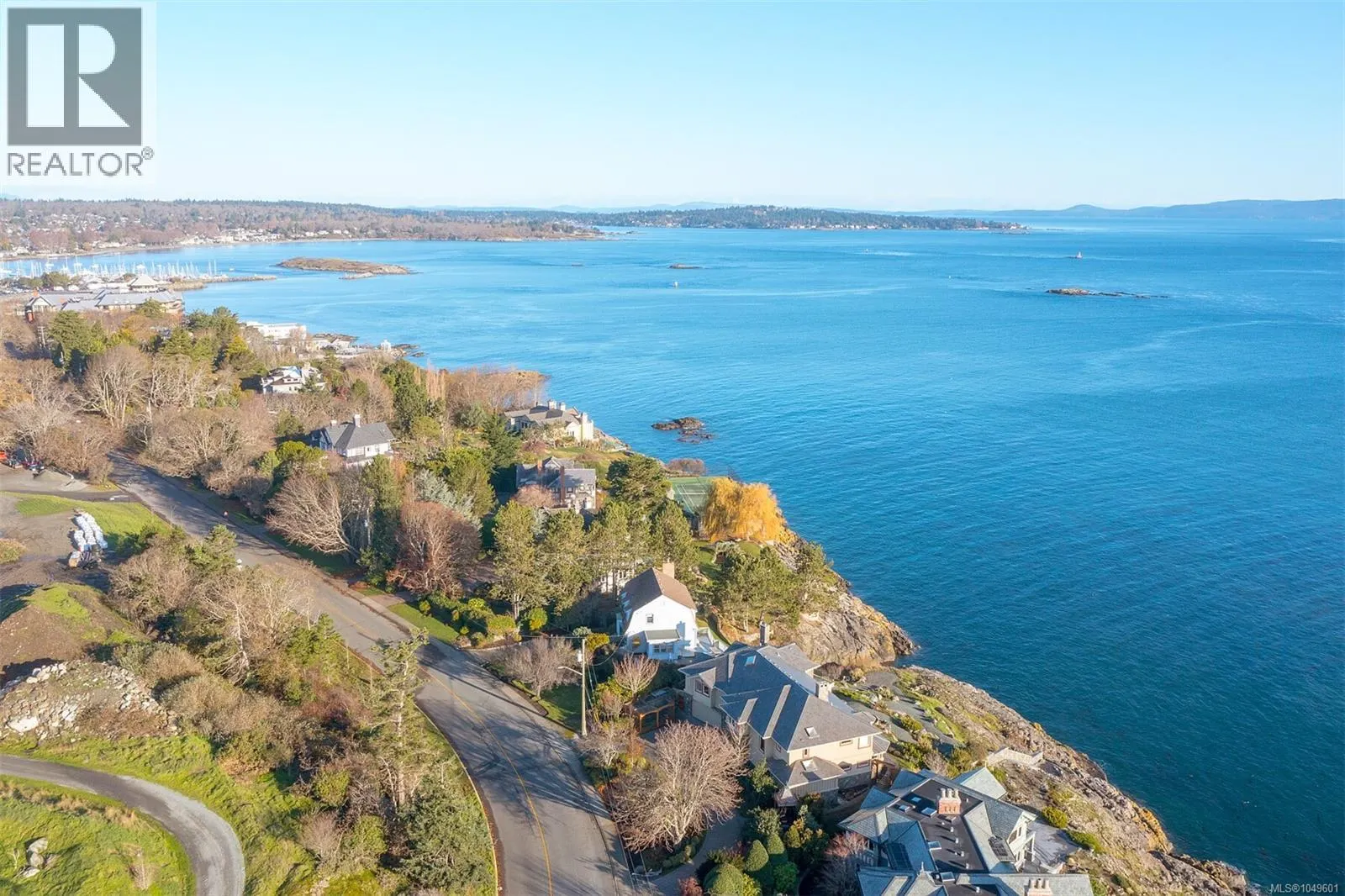 987 Beach Dr