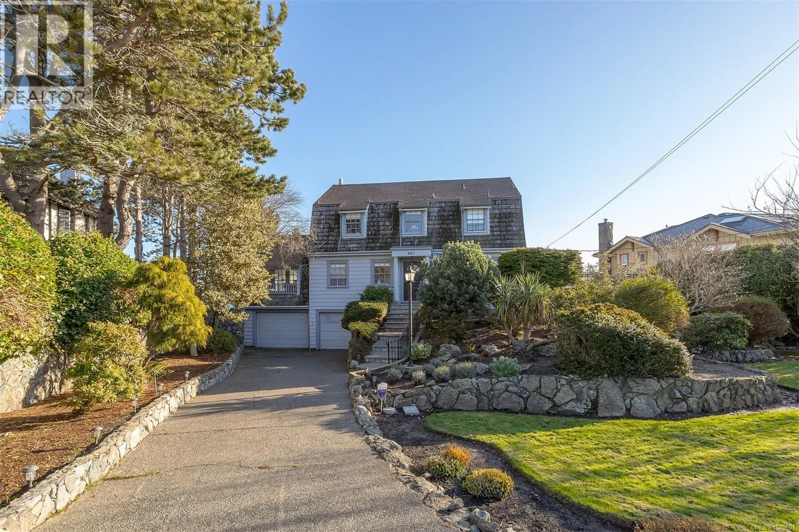 987 Beach Dr