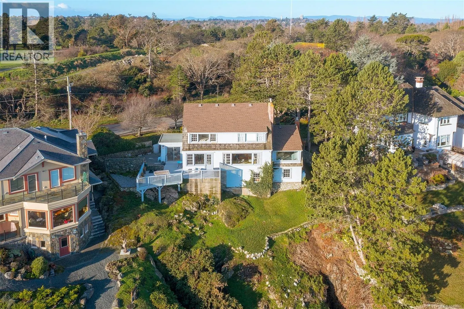 987 Beach Dr