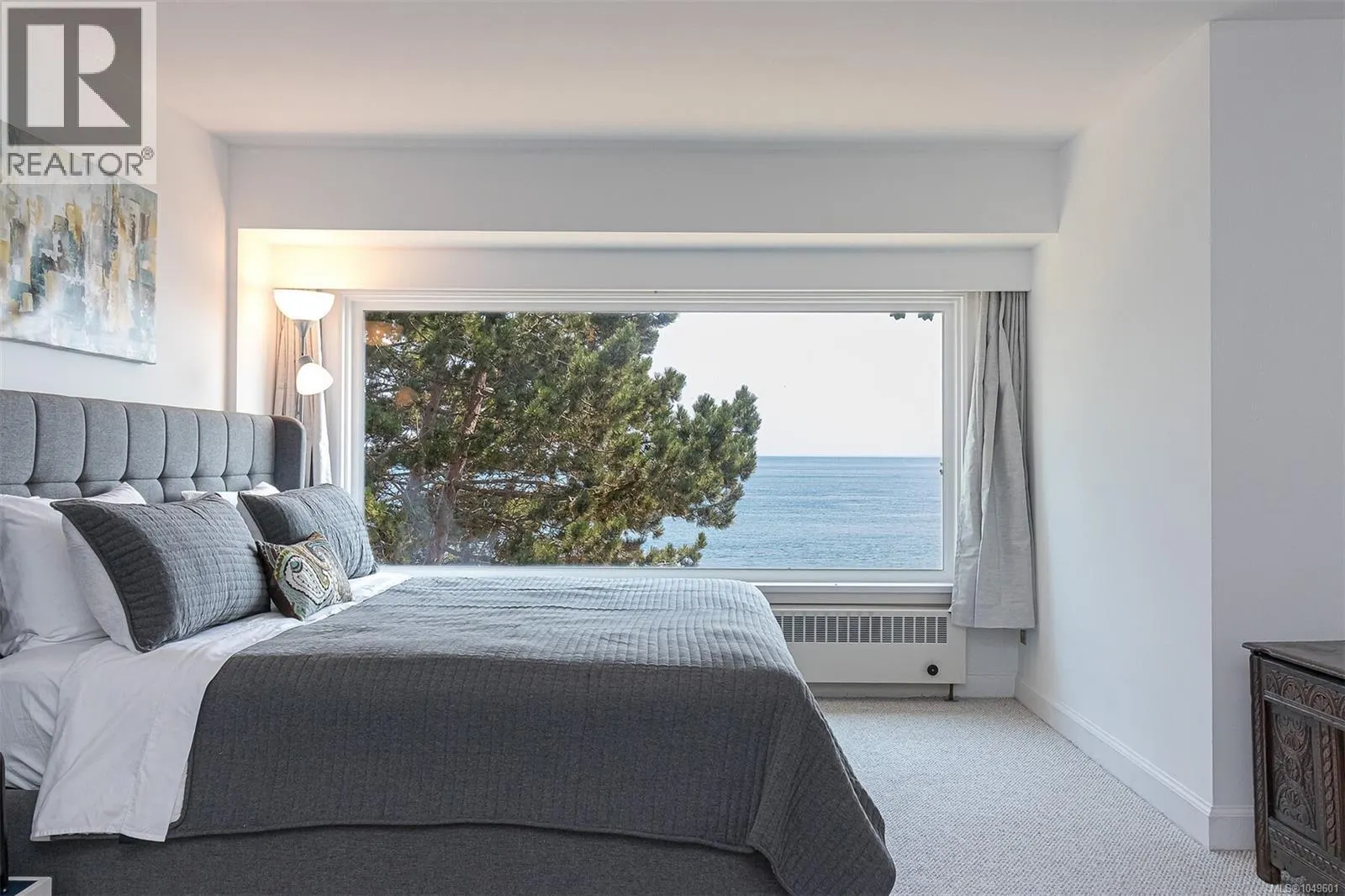 987 Beach Dr