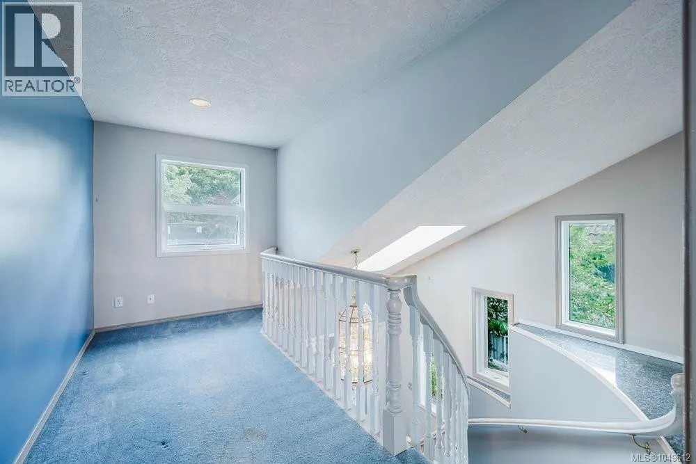 7014 Brentwood Dr