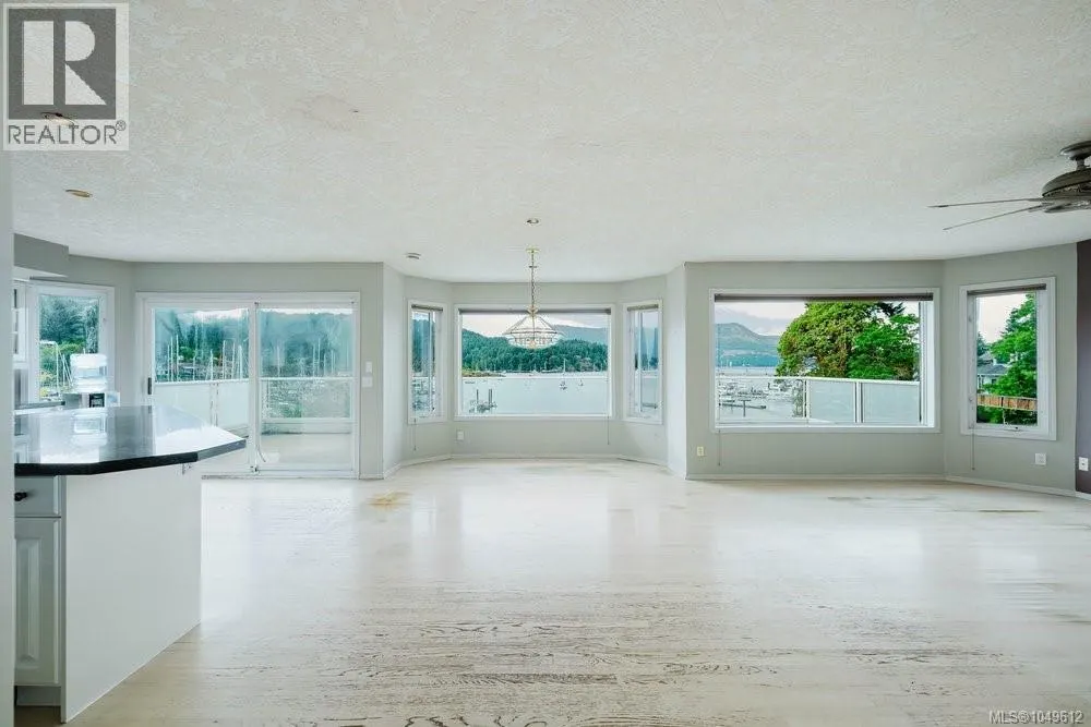 7014 Brentwood Dr