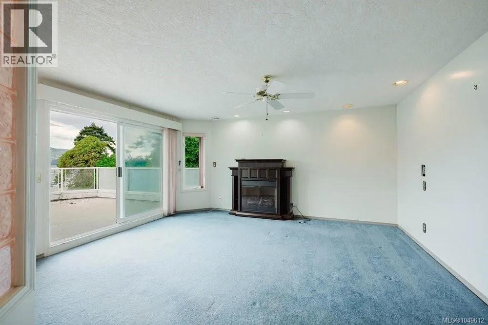 7014 Brentwood Dr