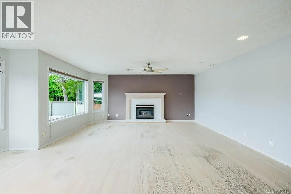 7014 Brentwood Dr