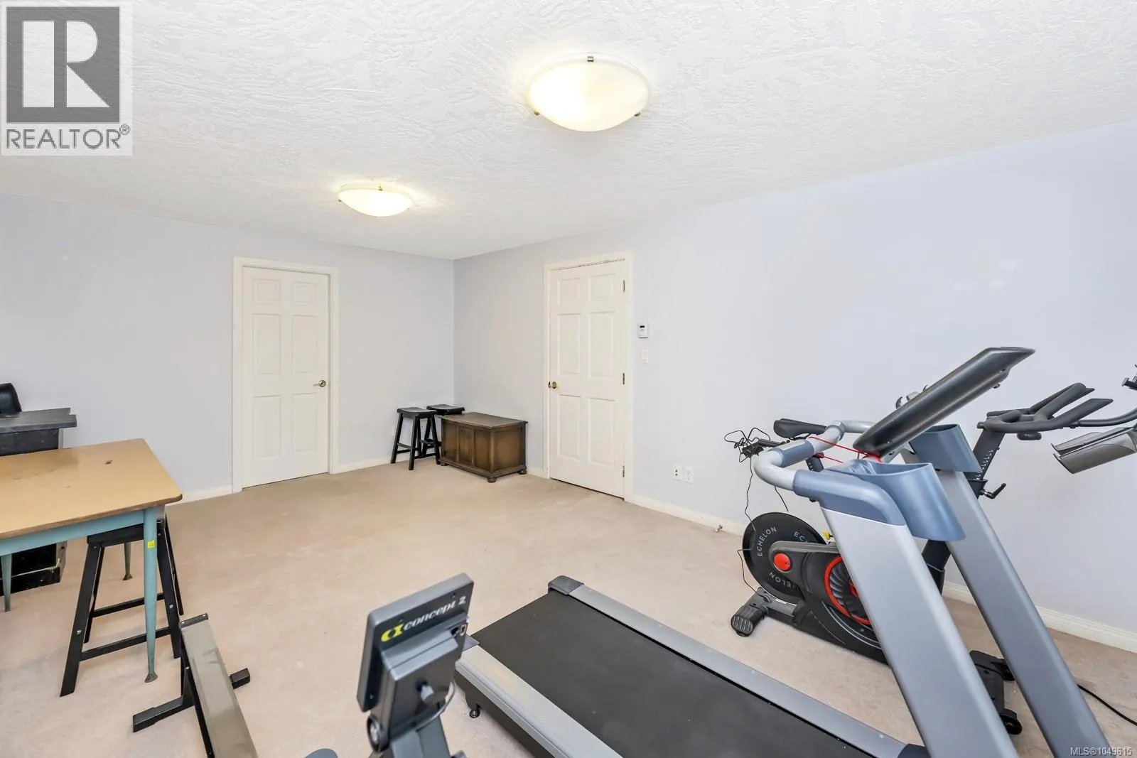 836 Walfred Rd