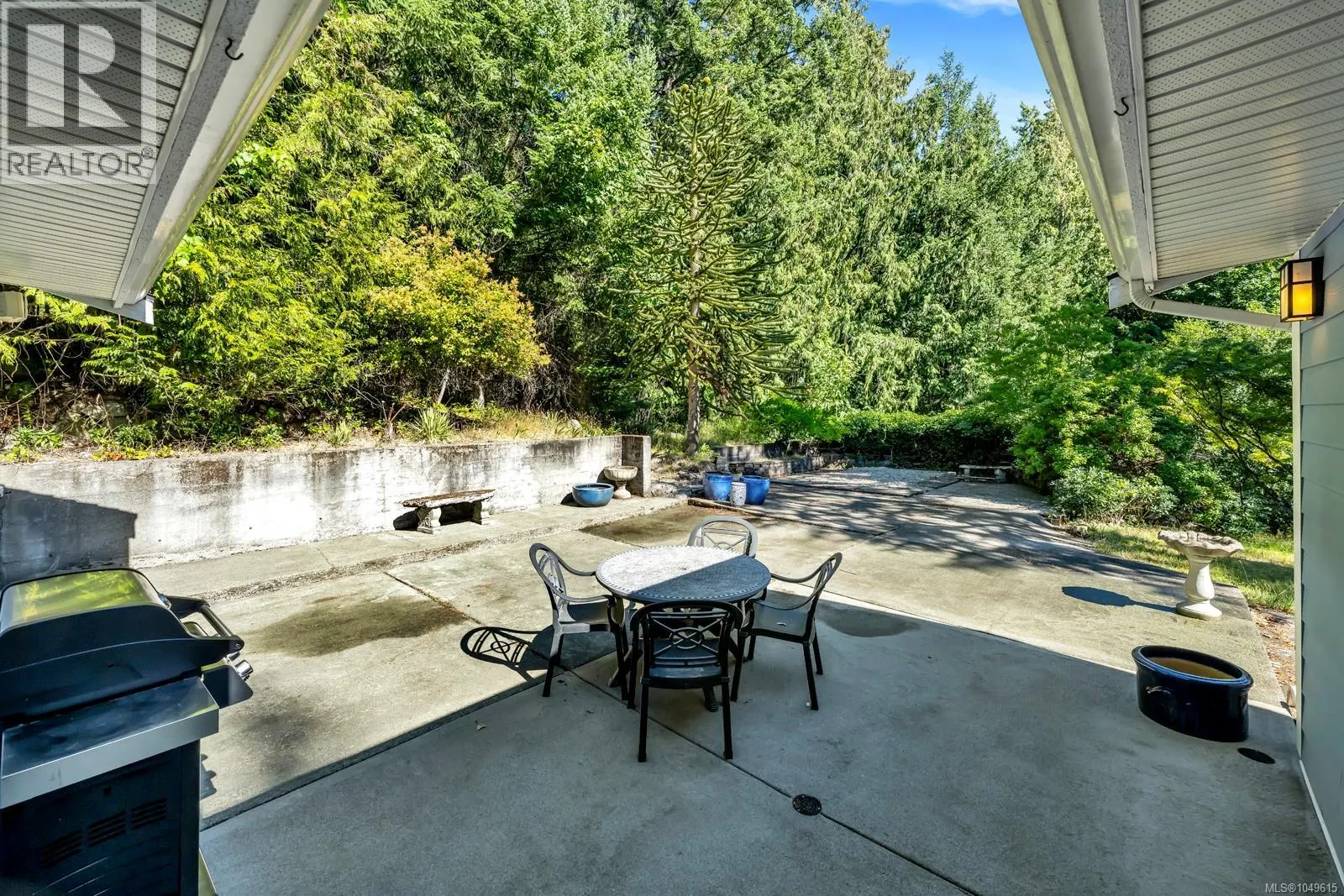 836 Walfred Rd