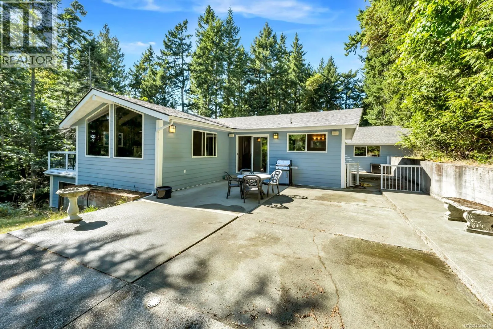 836 Walfred Rd