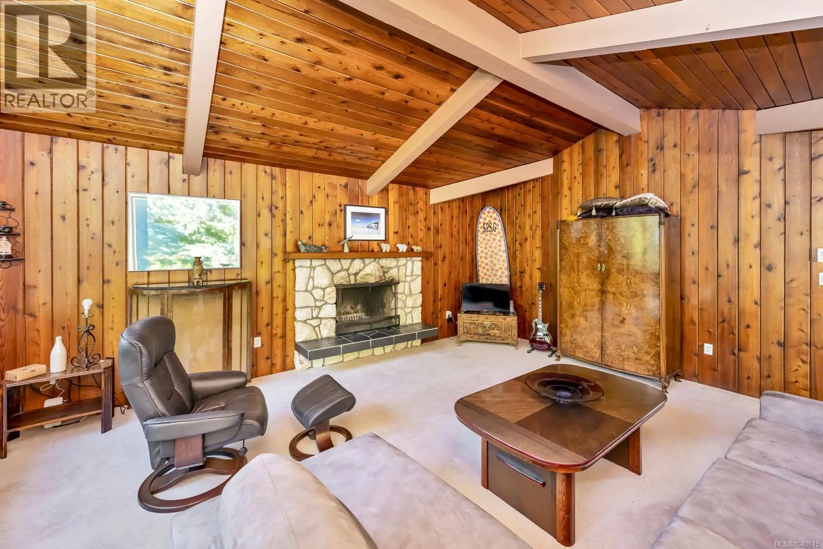 836 Walfred Rd