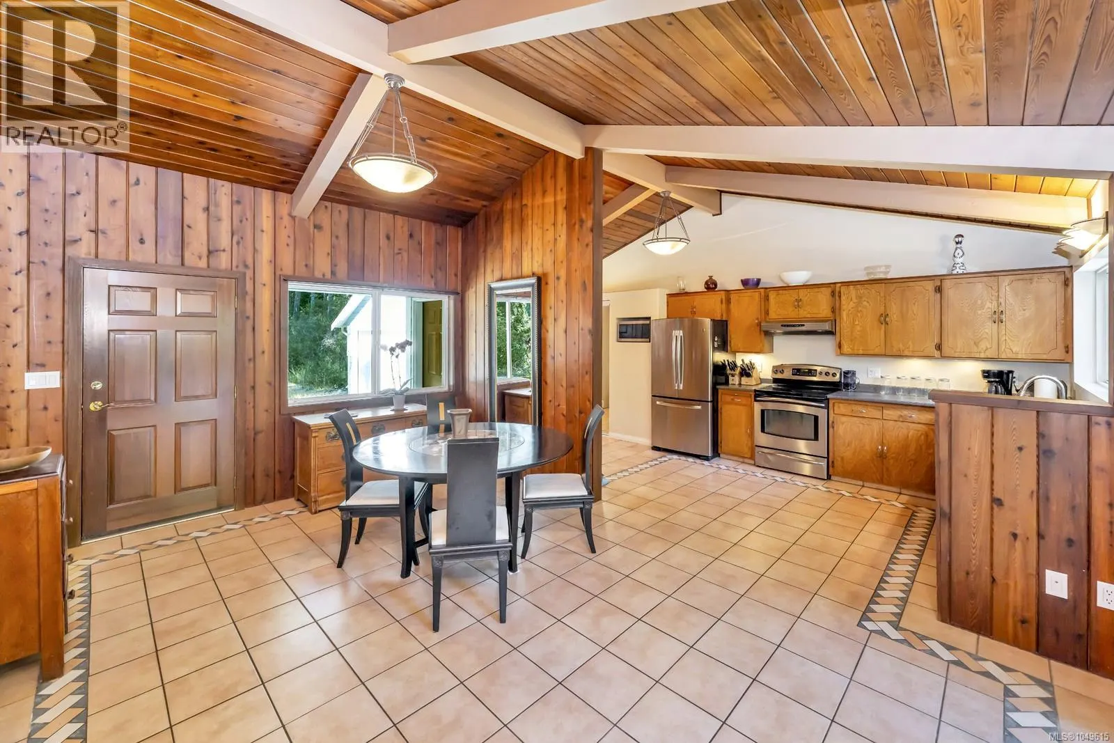 836 Walfred Rd