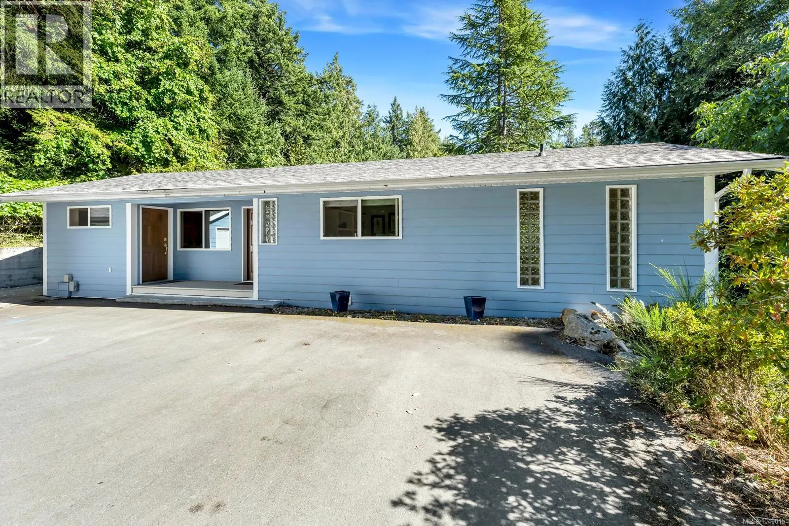 836 Walfred Rd
