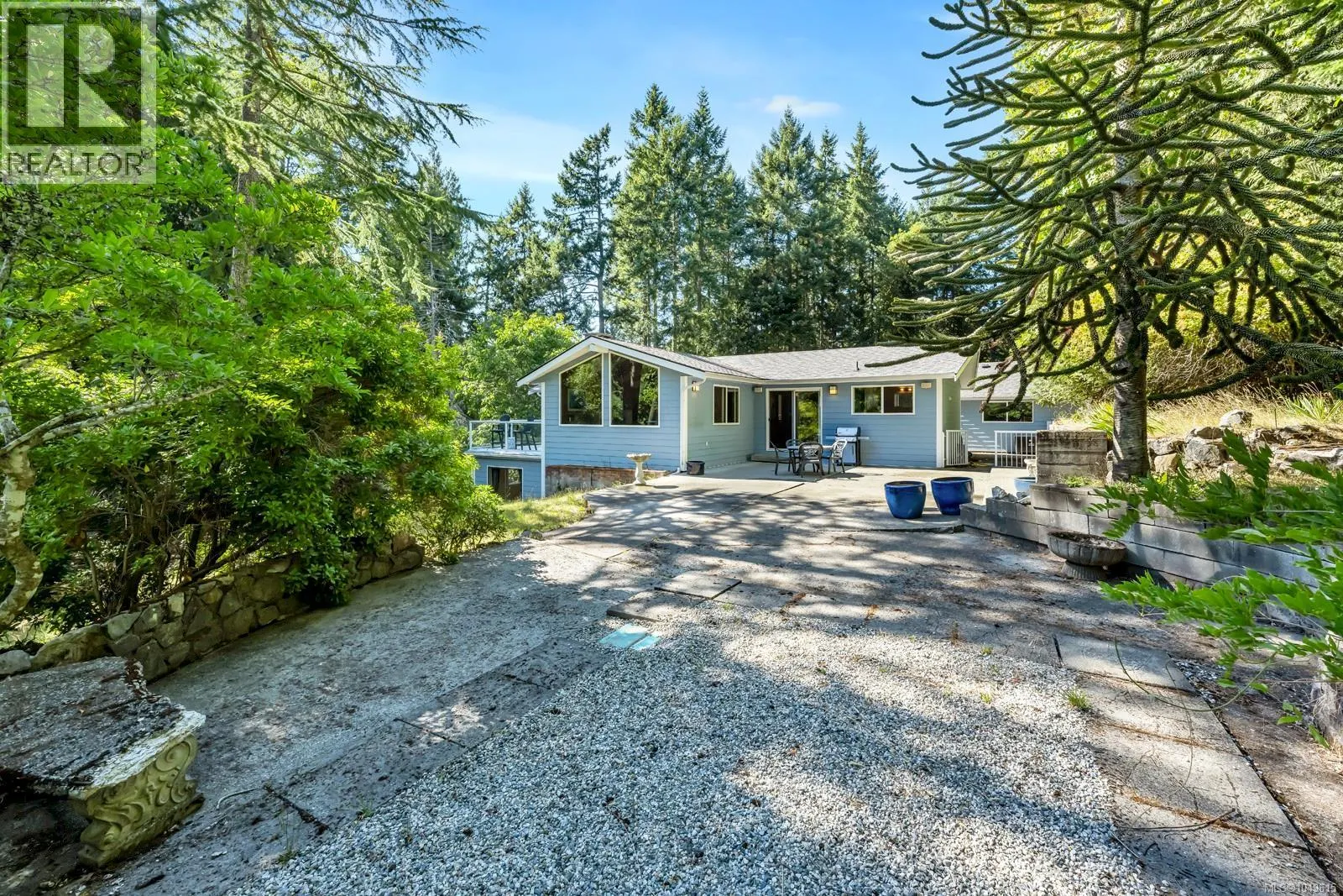836 Walfred Rd