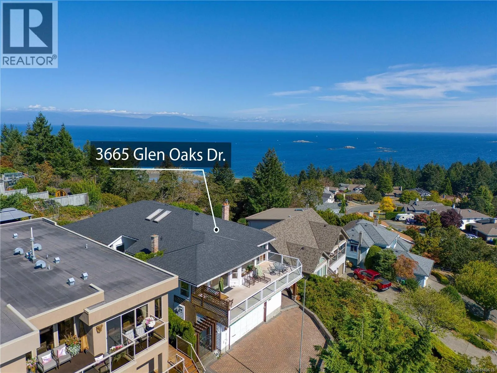 3665 Glen Oaks Dr