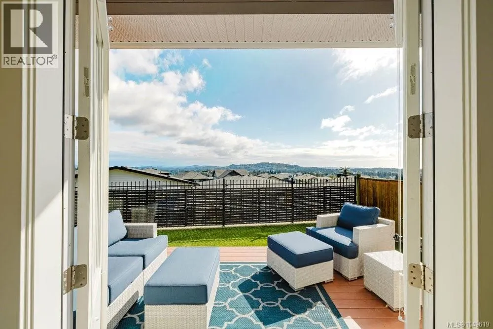 2399 Azurite Cres