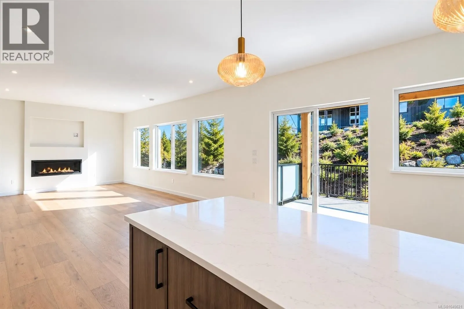 535 Gibson St