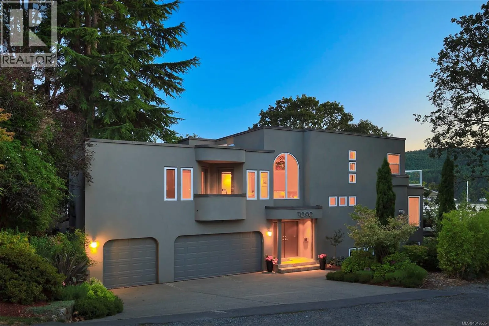 7090 Brentwood Dr
