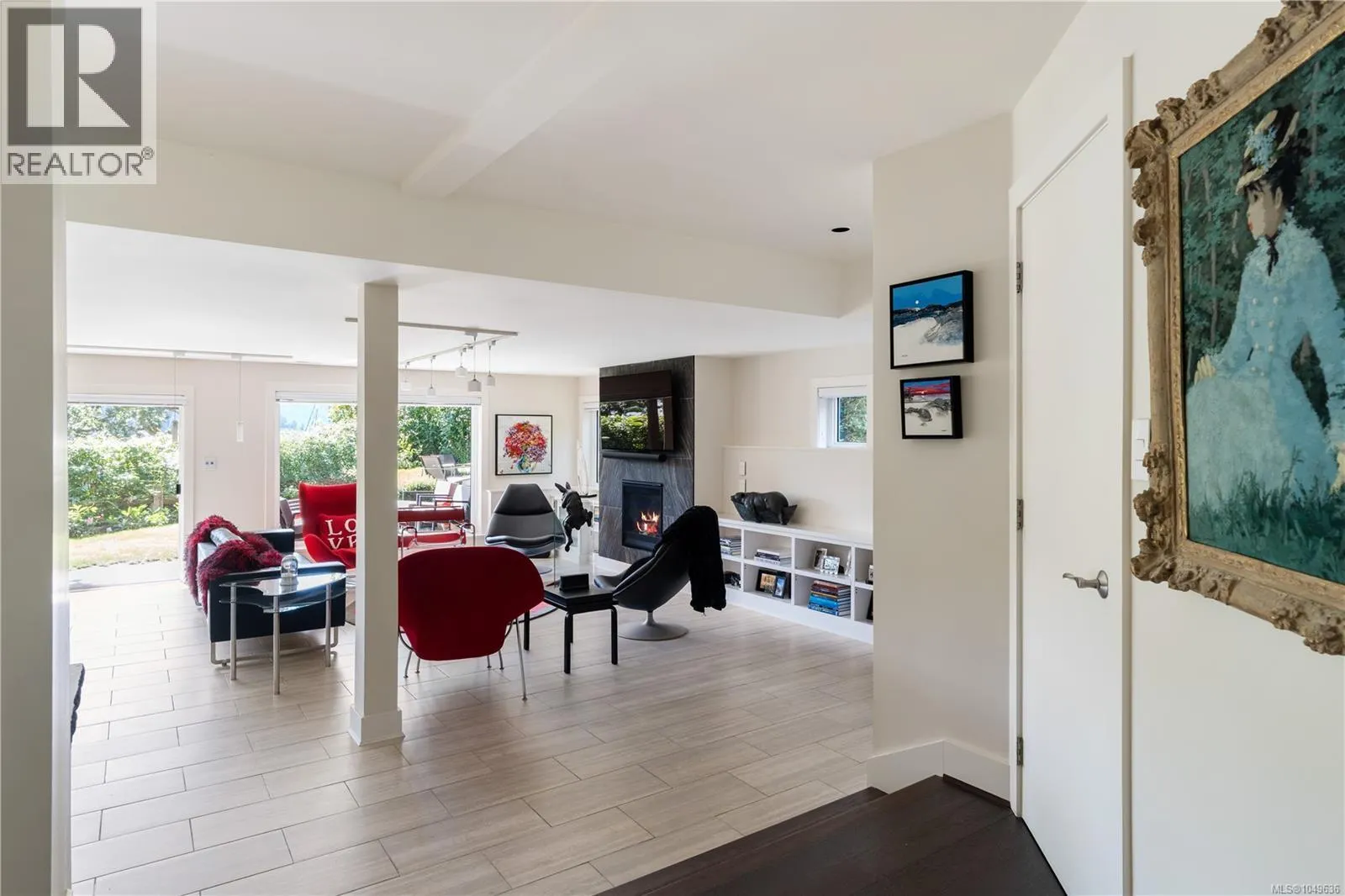 7090 Brentwood Dr