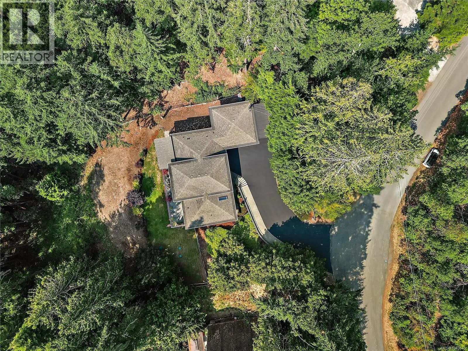 1205 Hillgrove Rd
