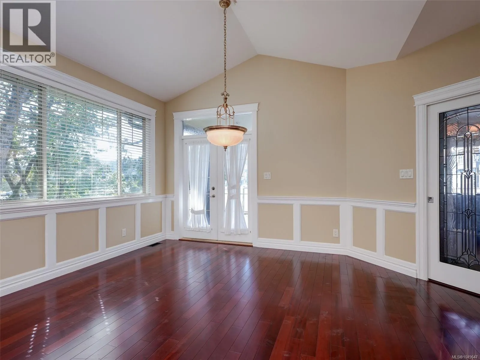 424 Nursery Hill Dr