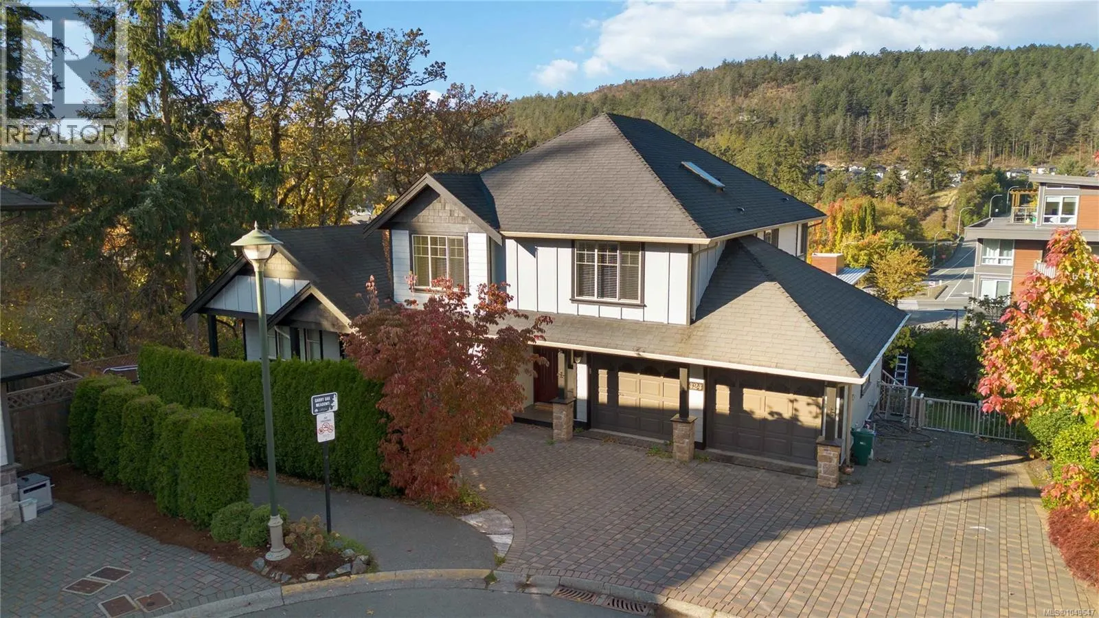 424 Nursery Hill Dr